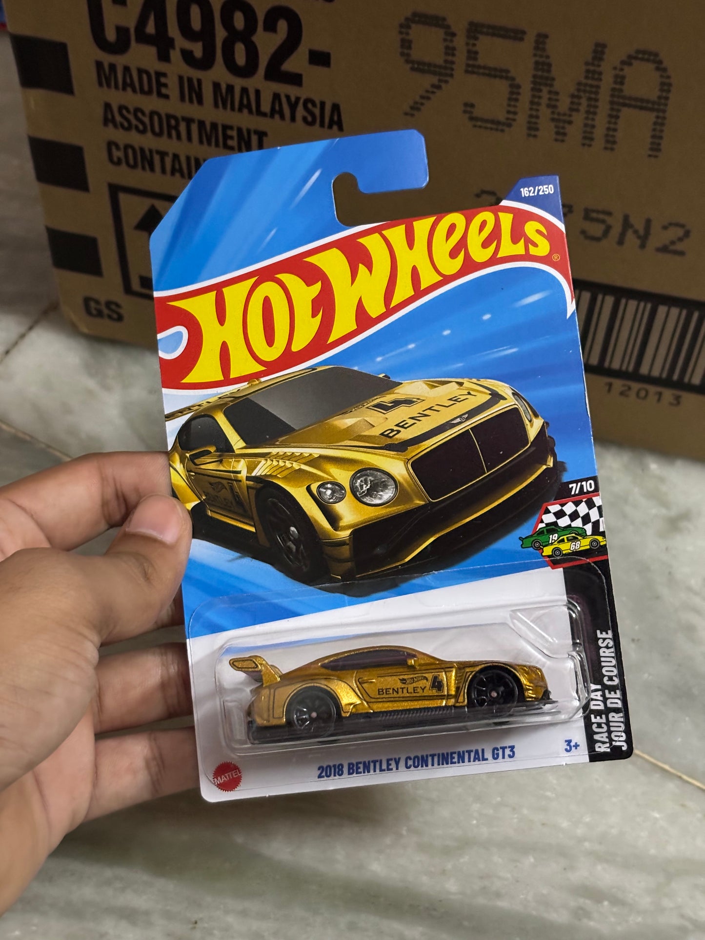 HOTWHEELS 2026 A CASE 2018 BENTLEY CONTINENTAL GT3