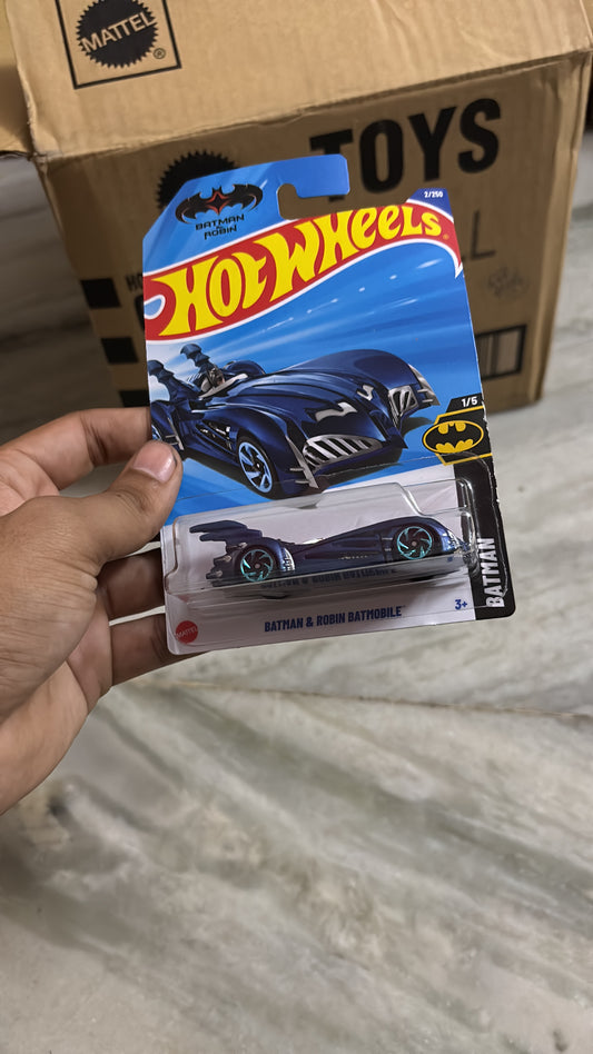 HOTWHEELS BATMAN & ROBIN BATMOBILE